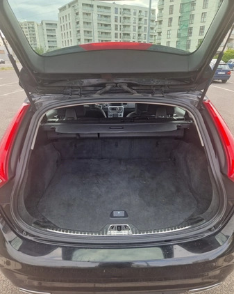 Volvo V60 cena 39900 przebieg: 267000, rok produkcji 2014 z Warszawa małe 106